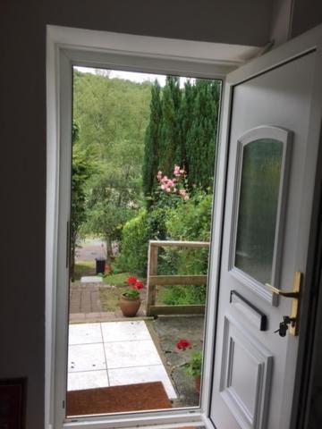 Ty Canol Villa Ystalyfera Exteriör bild