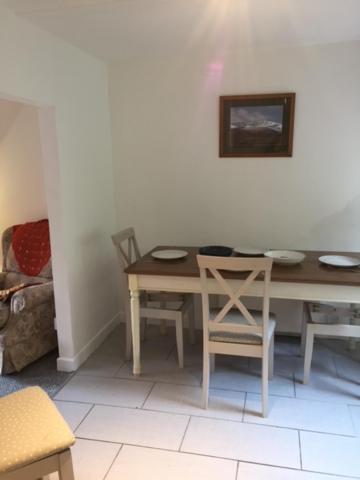 Ty Canol Villa Ystalyfera Exteriör bild